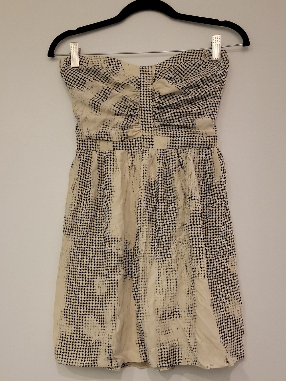Parker Silk Strapless Geometric Mini Dress Sweetheart Neck Smocked Black Cream